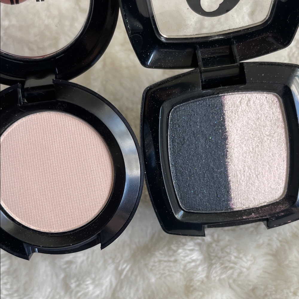Mixed makeup bundle - Picture 7 of 8